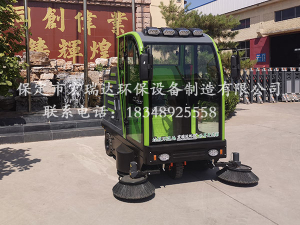 河北滄州鑄造廠(chǎng)使用保定宏瑞達2150工廠(chǎng)掃地車(chē)案例