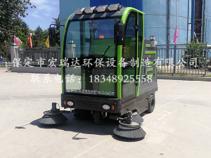 保定宏瑞達2150電動(dòng)清掃車(chē)在寧夏銀川混凝土攪拌站上崗