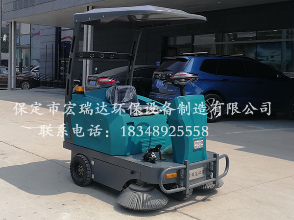 保定宏瑞達電動(dòng)掃地車(chē)助力北京順義4S店的清潔工作