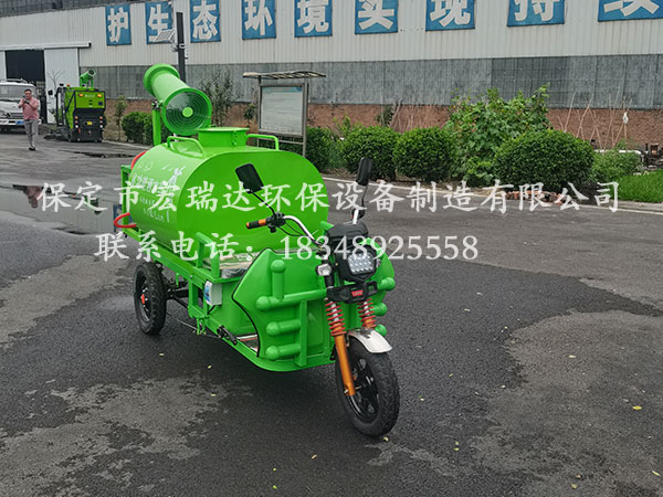 承德金屬制品廠(chǎng)使用保定宏瑞達灑水霧炮車(chē)案例